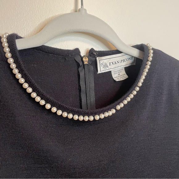 Vintage Evan Picone wool blend Parisian style pearl detail sweater - Picture 2 of 3